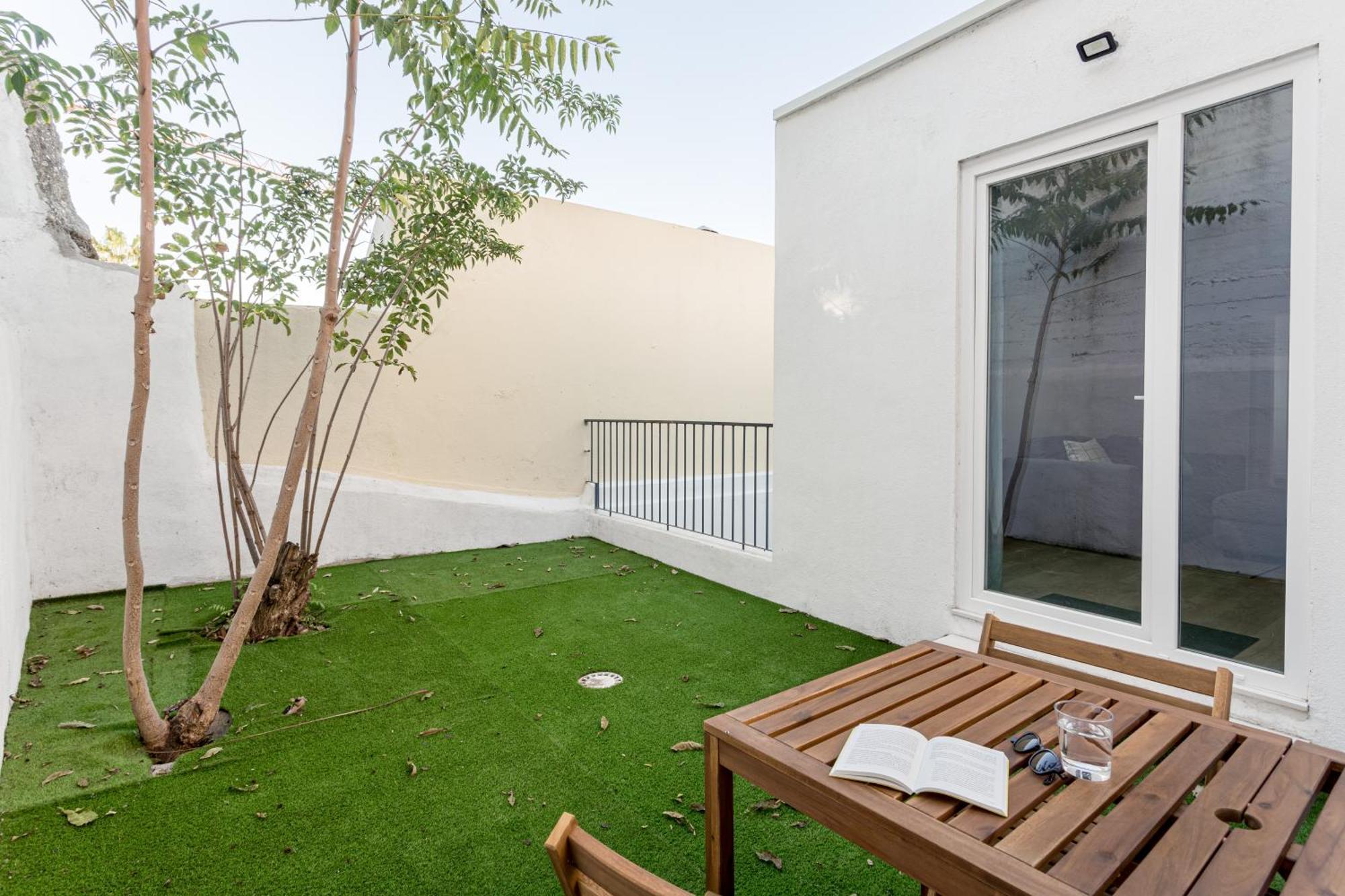 Joivy Minimalistic Apt W Patio In Principe Real Lisboa Εξωτερικό φωτογραφία